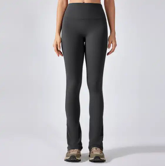 Misfit Bootcut Legging